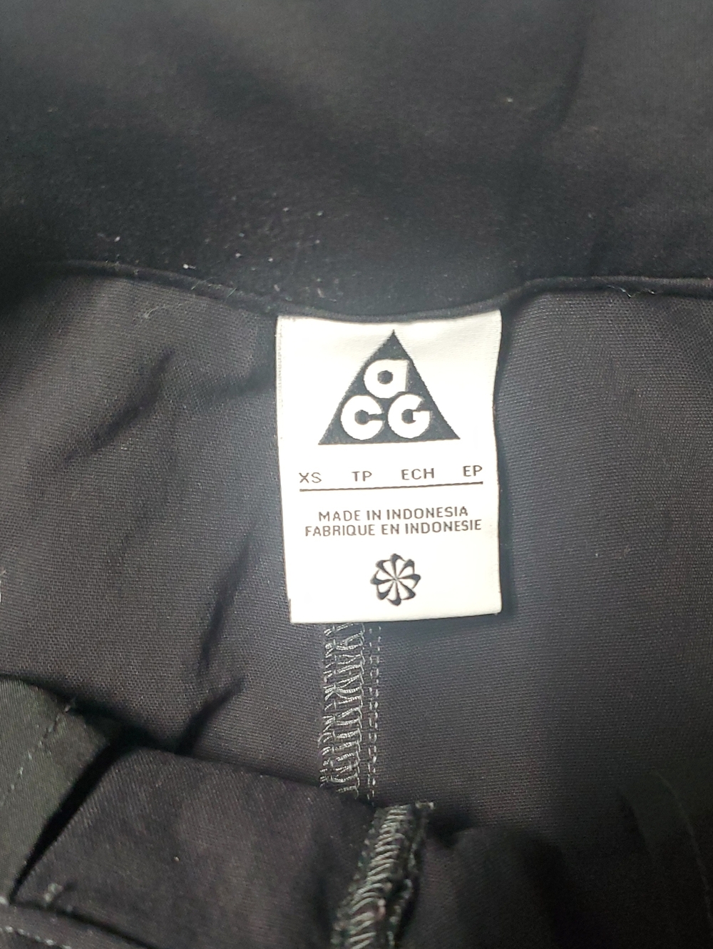 Nike ACG Smith Summit Cargo Pants Size XS Black Water-Resistant Outdoor Perform - Picture 8 of 15